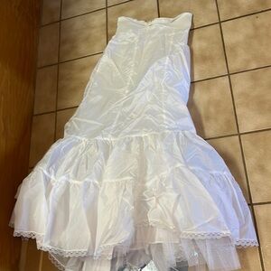 David’s bridal tulle slip size 10. Partial zip back